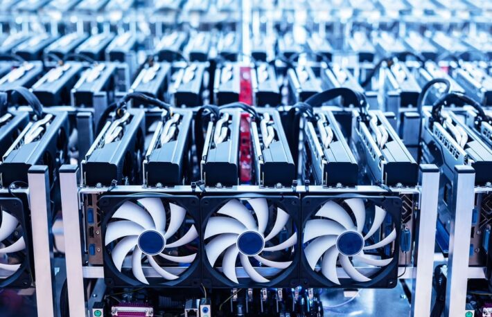 2025年、ビットコインマイニングの採算性は安定し、利益を生み出す:カナコード