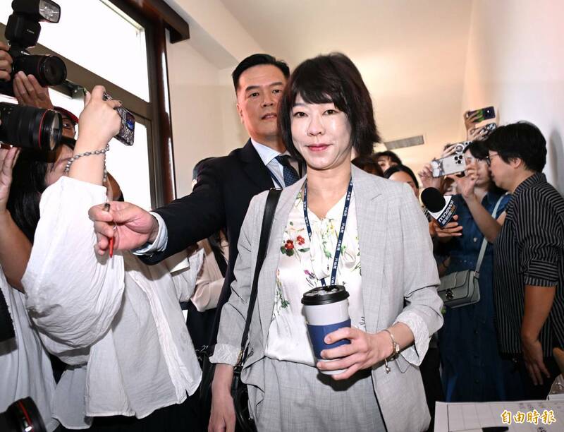 行政院經貿辦副總談判代表顏慧欣今（7）日指出，具體而言，美國會不會針對半導體課100％關稅，還要等川普最後發布的行政命令。（記者方賓照攝）