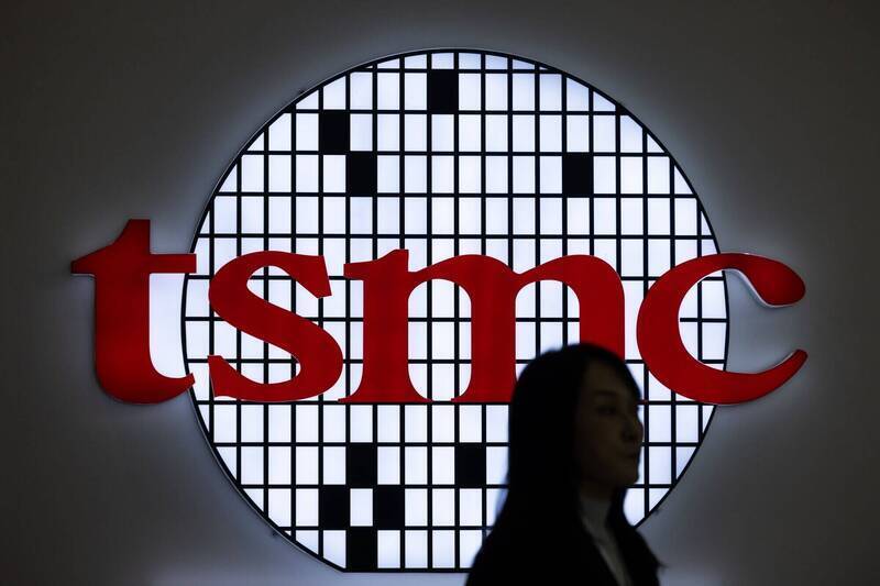 外媒看好台積電、輝達和艾斯摩爾（ASML）這3家主流AI股票，建議現在買進和長期持有。（彭博）