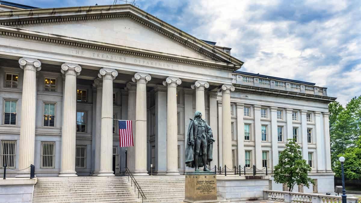 UBS: Fed Has Never Hiked Rates in October Before an Election, and This Time May Be No Different